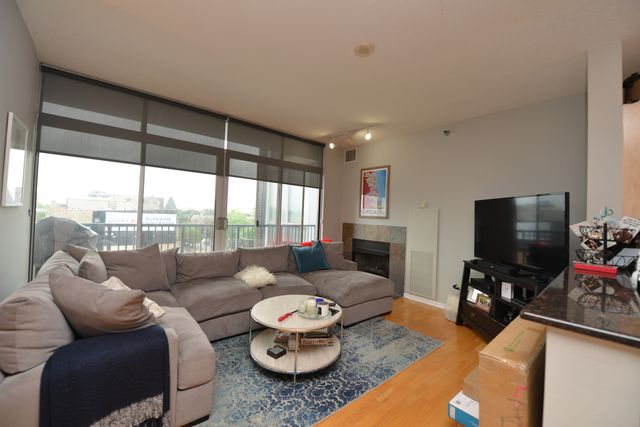 1546 N ORLEANS Street 603, Chicago, IL 60610