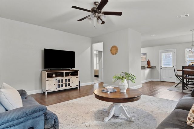 1405 Warringwood Drive, Greenville, TX 75402