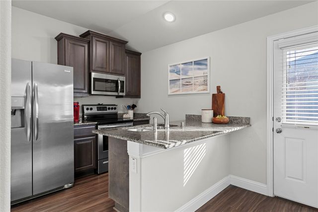 1405 Warringwood Drive, Greenville, TX 75402