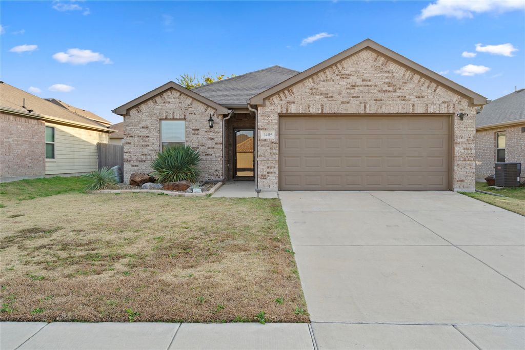 1405 Warringwood Drive, Greenville, TX 75402