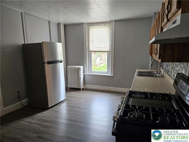 624 Cherokee Street, Bethlehem City, PA 18015