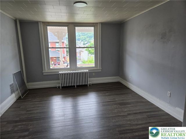 624 Cherokee Street, Bethlehem City, PA 18015