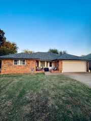 13 Robby Road, Shawnee, OK 74804