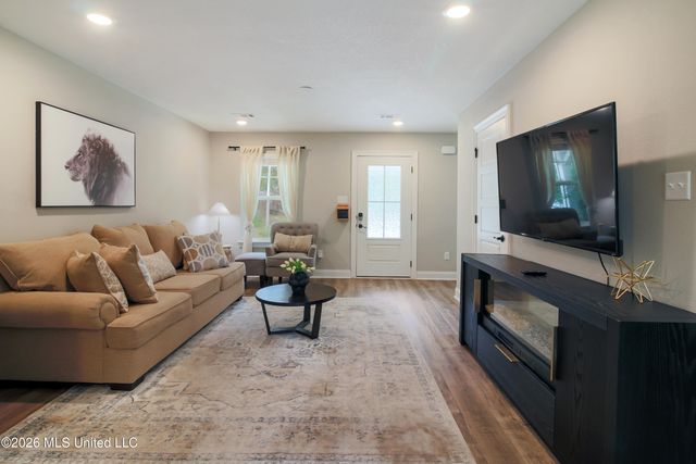 13498 Kelly Street, Gulfport, MS 39503