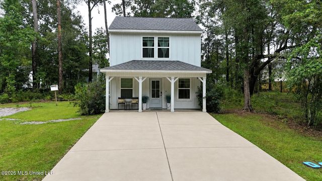 13498 Kelly Street, Gulfport, MS 39503