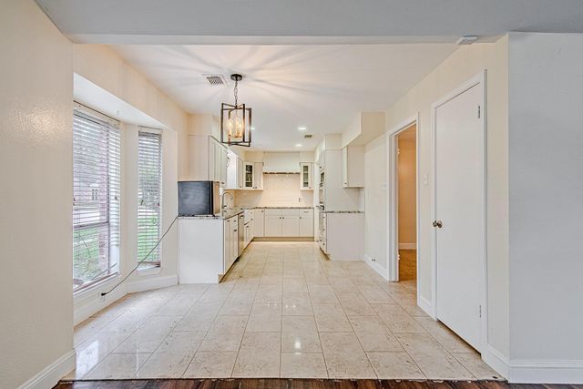 17811 Hawk Haven Lane, Spring, TX 77379