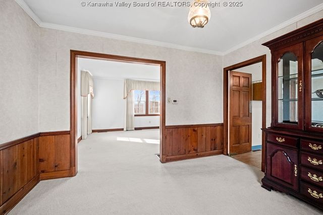 1203 Oakmont Road, Charleston, WV 25314