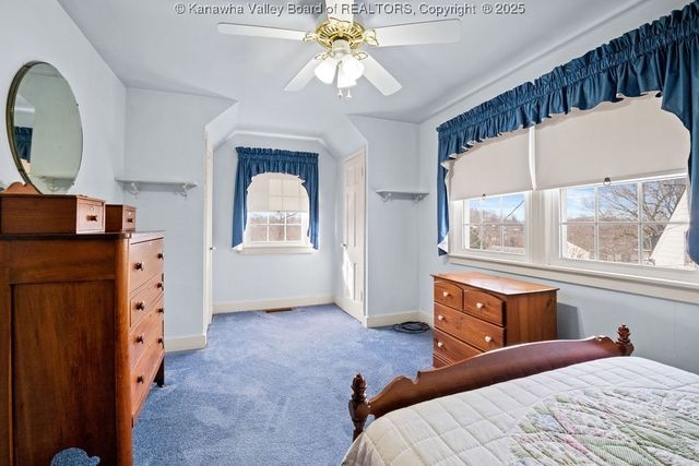 1203 Oakmont Road, Charleston, WV 25314