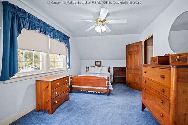 1203 Oakmont Road, Charleston, WV 25314