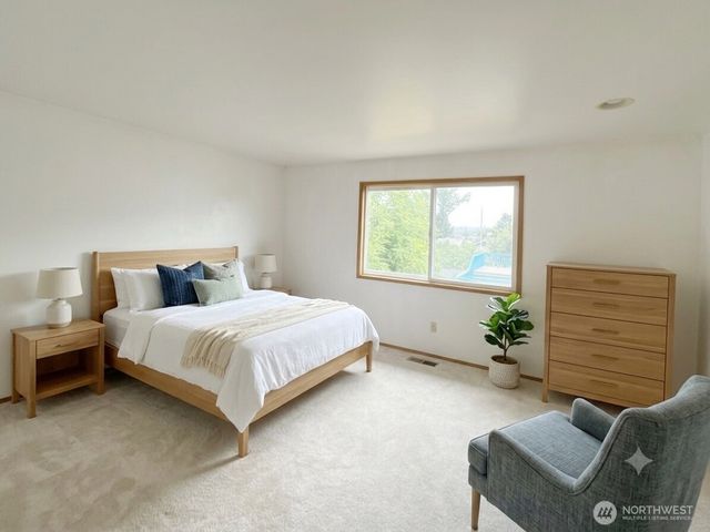 2539 S Graham, Seattle, WA 98108