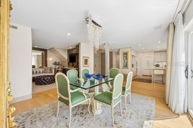 4 Village North Dr Apt 43, Hilton Head Island, SC 29926