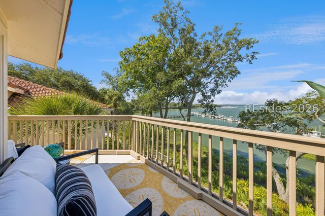 4 Village North Dr Apt 43, Hilton Head Island, SC 29926