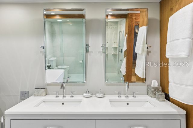 4 Village North Dr Apt 43, Hilton Head Island, SC 29926
