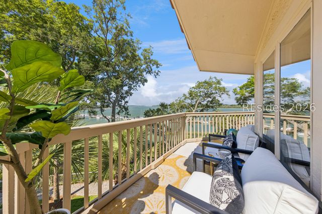 4 Village North Dr Apt 43, Hilton Head Island, SC 29926