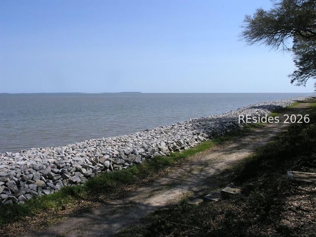 4 Village North Dr Apt 43, Hilton Head Island, SC 29926