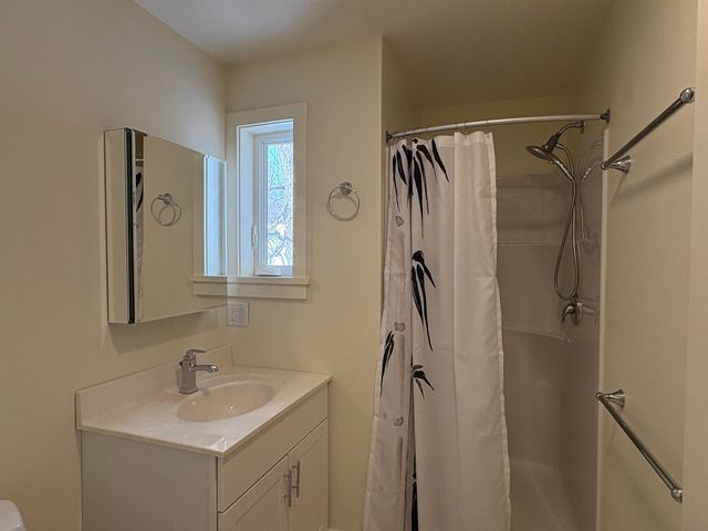 143 South Main Street, Waterbury, VT 05676