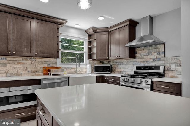 1008 PIONEER RD, Lansdale, PA 19446