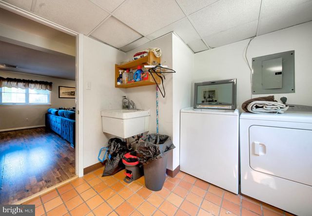 1008 PIONEER RD, Lansdale, PA 19446