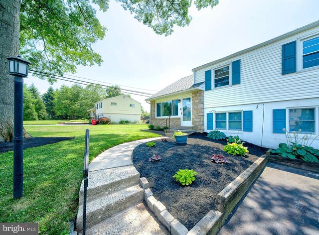 1008 PIONEER RD, Lansdale, PA 19446