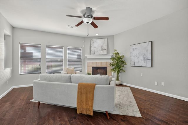 7401 Fossil Creek Drive, Arlington, TX 76002