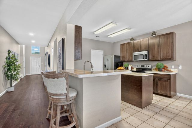 7401 Fossil Creek Drive, Arlington, TX 76002