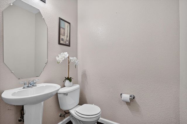 7401 Fossil Creek Drive, Arlington, TX 76002