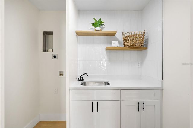 4412 W TRILBY AVENUE, Tampa, FL 33616