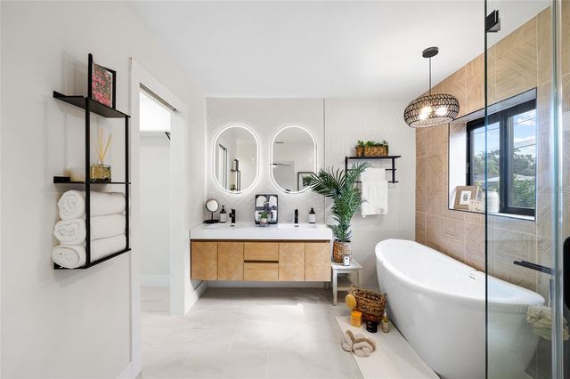 4412 W TRILBY AVENUE, Tampa, FL 33616