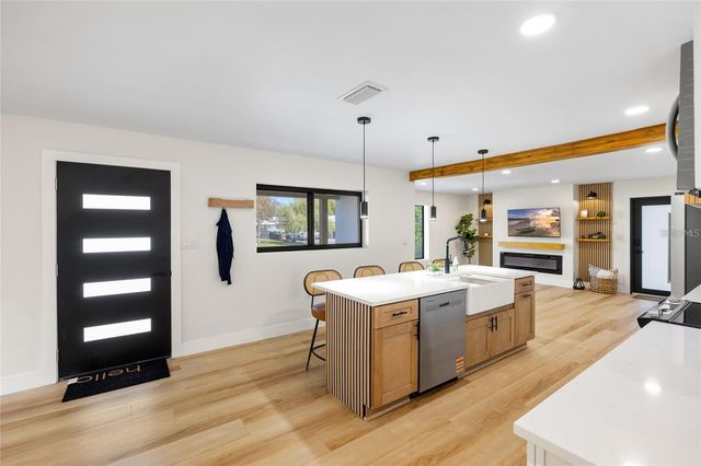 4412 W TRILBY AVENUE, Tampa, FL 33616