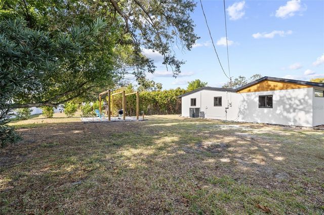 4412 W TRILBY AVENUE, Tampa, FL 33616