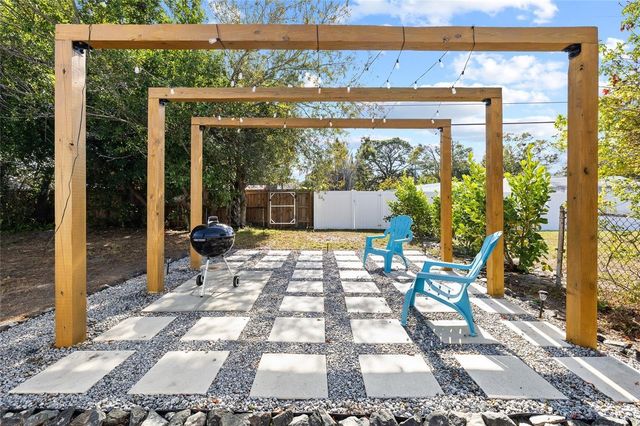 4412 W TRILBY AVENUE, Tampa, FL 33616