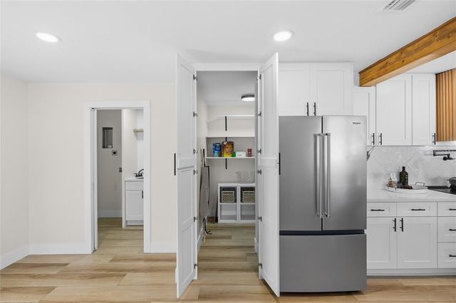 4412 W TRILBY AVENUE, Tampa, FL 33616