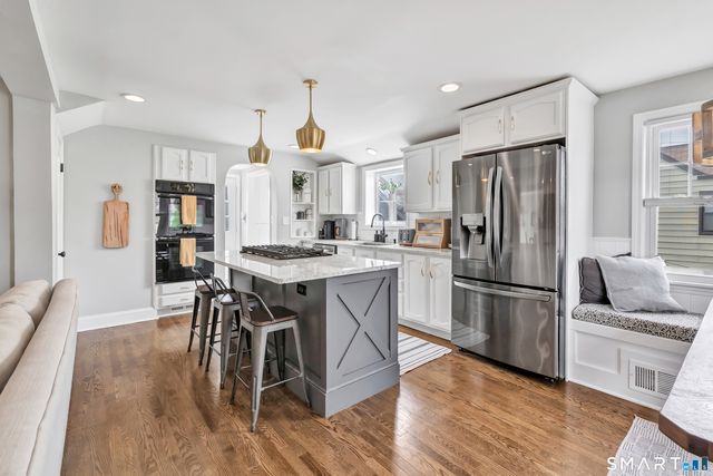 1107 Naugatuck Avenue, Milford, CT 06461