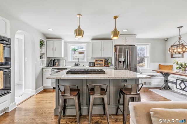 1107 Naugatuck Avenue, Milford, CT 06461