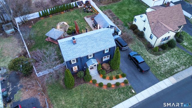 1107 Naugatuck Avenue, Milford, CT 06461