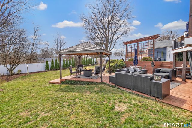 1107 Naugatuck Avenue, Milford, CT 06461