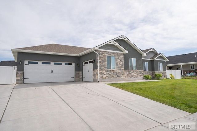 4828 E Luxor Drive, Idaho Falls, ID 83401