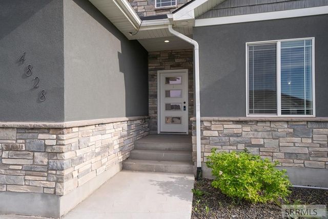 4828 E Luxor Drive, Idaho Falls, ID 83401