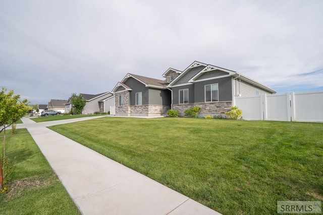 4828 E Luxor Drive, Idaho Falls, ID 83401