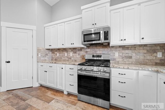 4828 E Luxor Drive, Idaho Falls, ID 83401