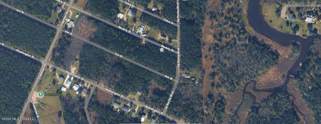 Na Beverly Street, Bay Saint Louis, MS 39520