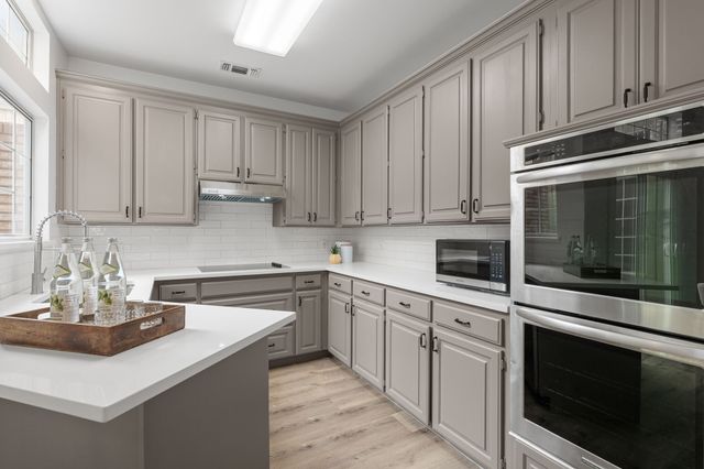 1401 Carver Lane, Irving, TX 75061