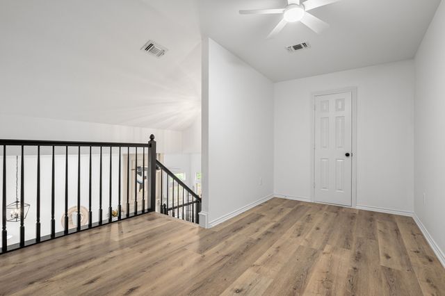 1401 Carver Lane, Irving, TX 75061