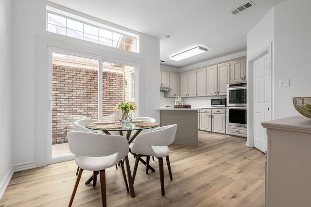 1401 Carver Lane, Irving, TX 75061