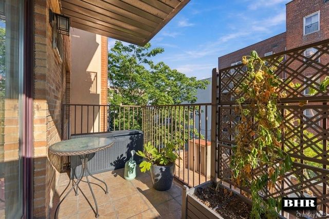 3360 Shore Parkway 4B, Brooklyn, NY 11235