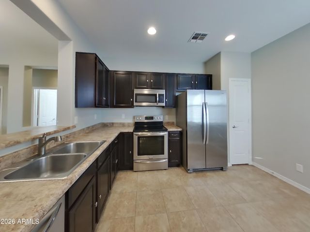 723 W DANA Drive, San Tan Valley, AZ 85143