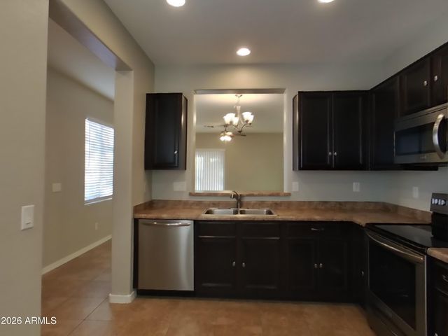 723 W DANA Drive, San Tan Valley, AZ 85143