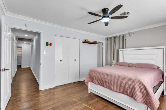 709 Valley View Drive, Arlington, TX 76010