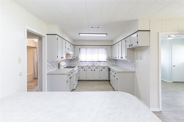 5195 H Fountain Cemetery Road, Starks, LA 70661