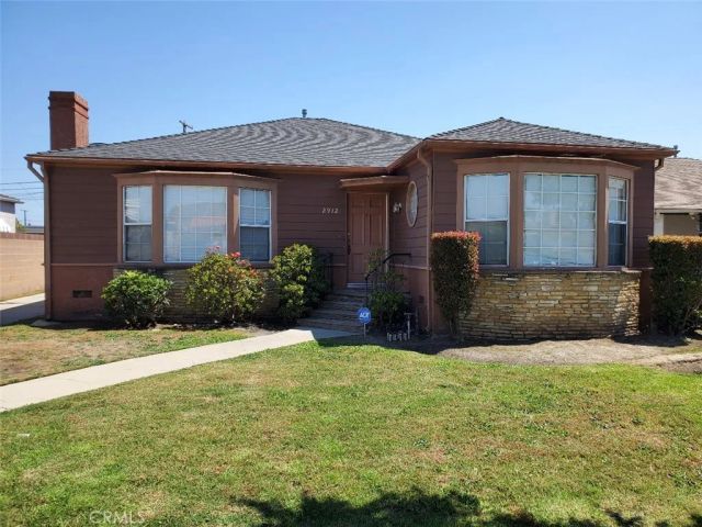 2912 W 82nd Place, Inglewood, CA 90305